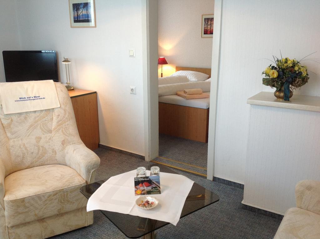 Hotel Nienhaeger Strand Ostseebad Nienhagen Room photo