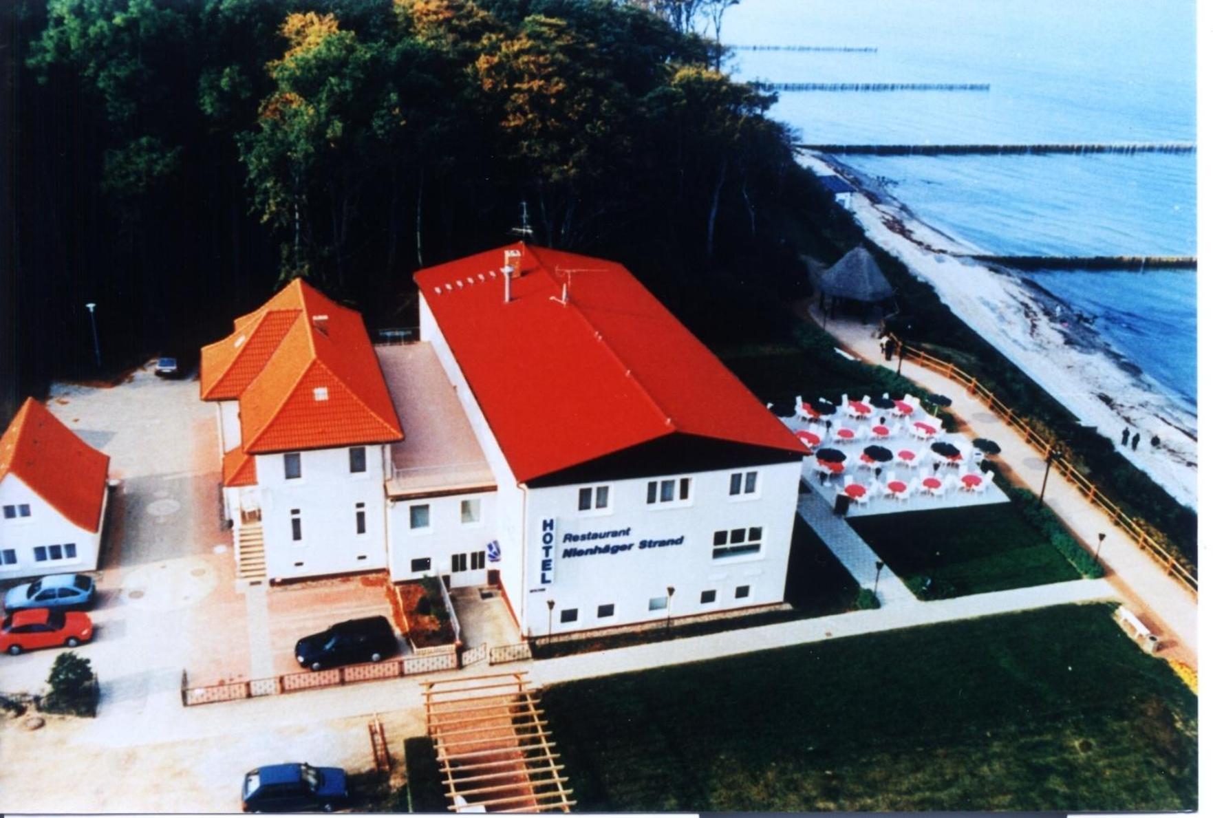 Hotel Nienhaeger Strand Ostseebad Nienhagen Exterior photo